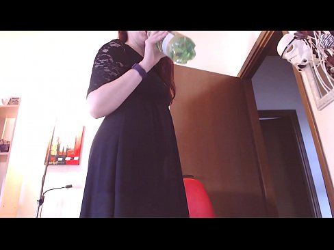 ❤️ Submisivní otrokyně, která miluje špinavé a svůdné kalhotky, je po zhlédnutí tohoto videa nucena masturbovat! ❤️❌ Porno video u nás